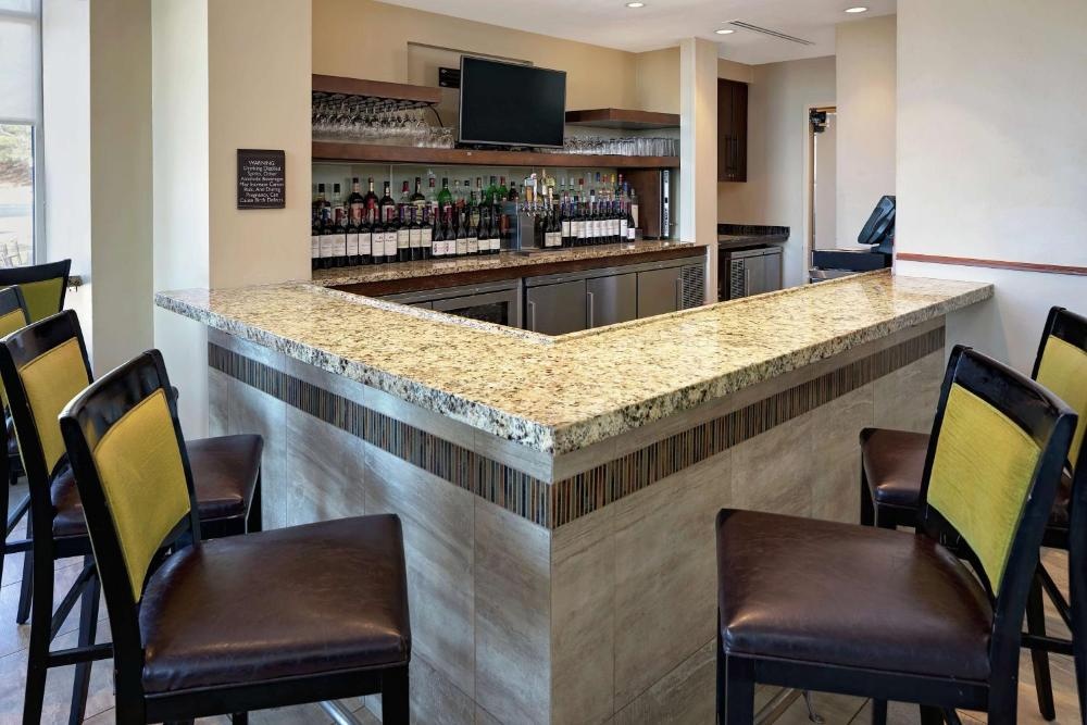 Hilton Garden Inn Hartford North/Bradley International Airport